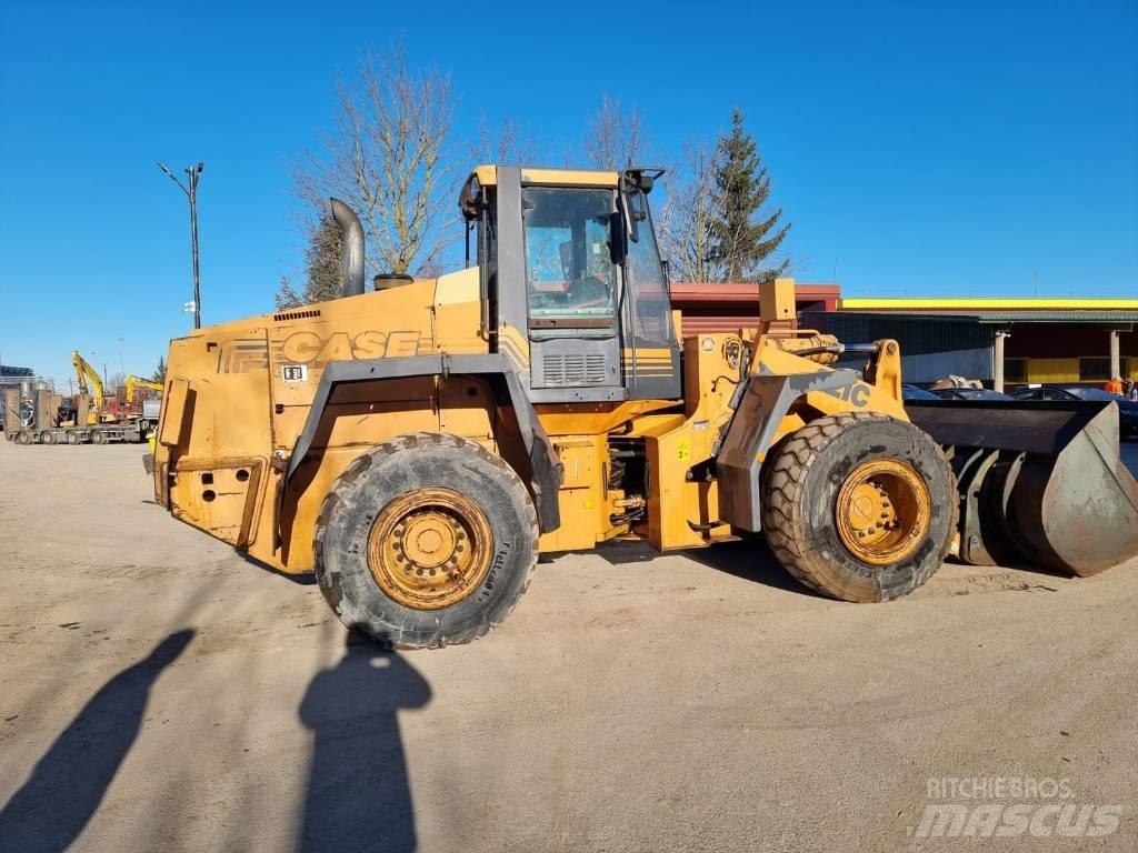 CASE 821 C Wheel loaders