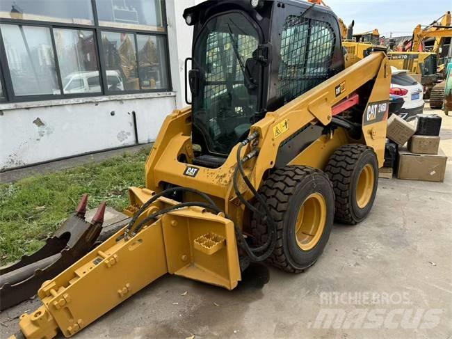 CAT 246 D Skid steer loaders