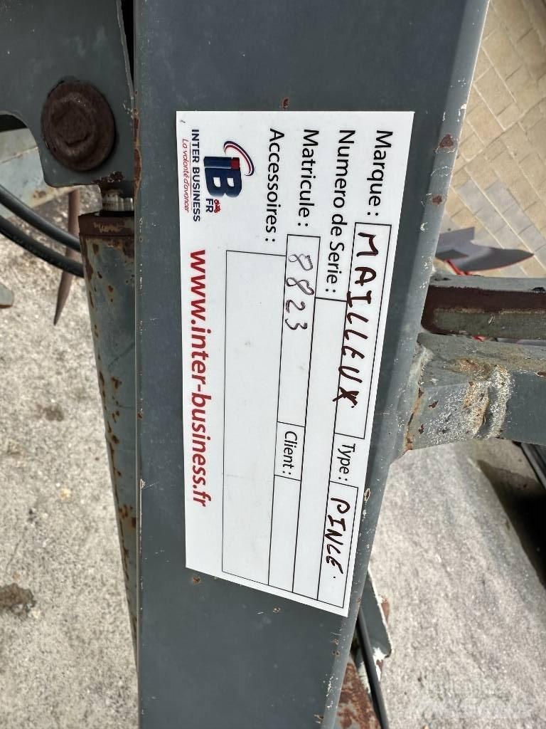  MANIBALLE MAILLEUX Fork clamps