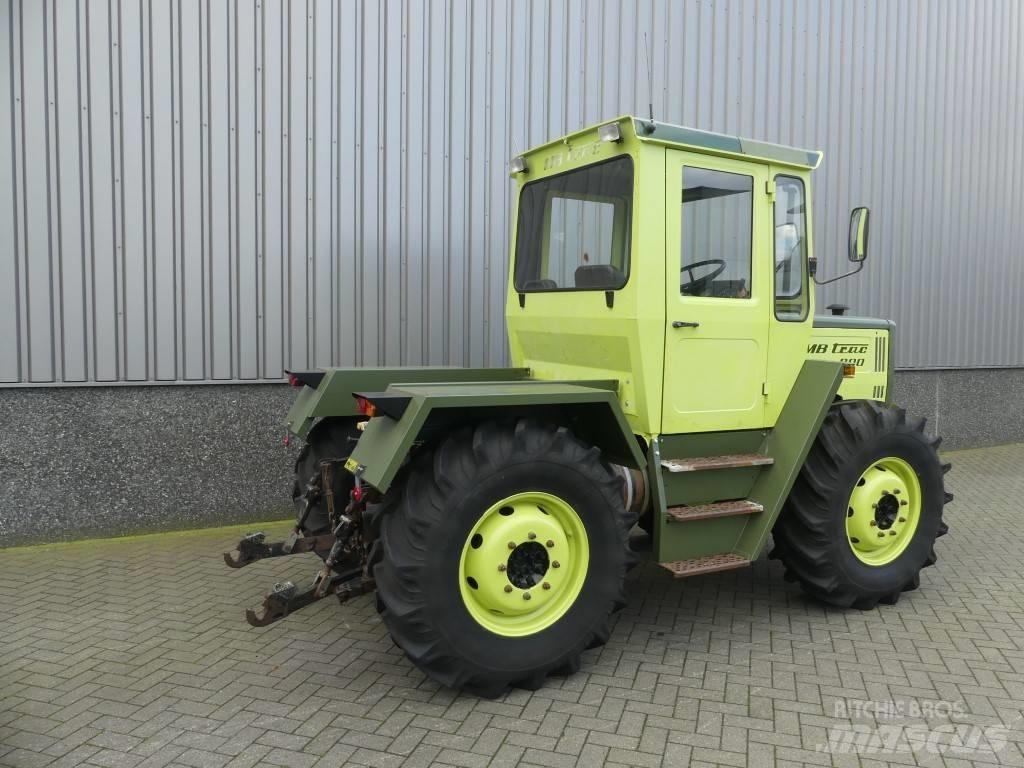 Mercedes-Benz 800 Tractors