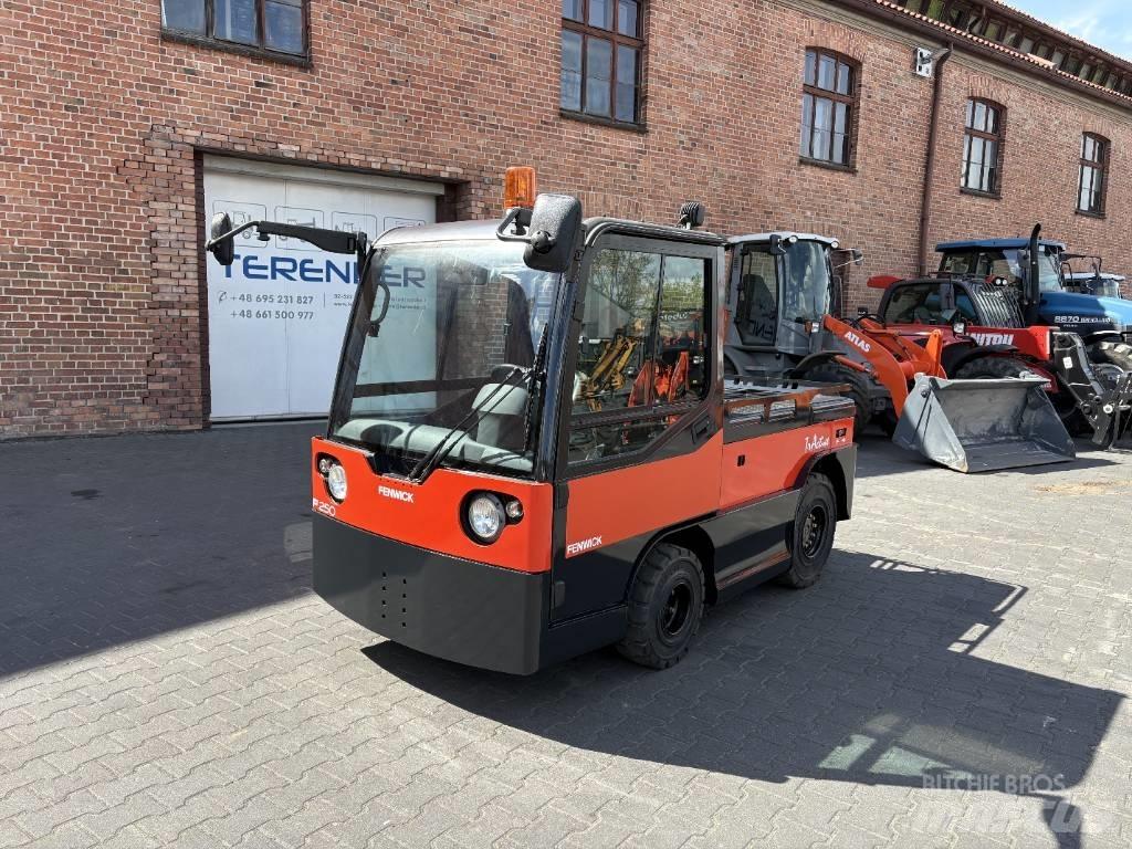 Linde P 250 Tow truck