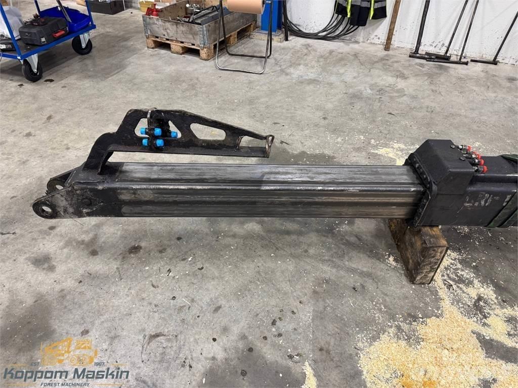 Valmet CRF12 Loader cranes