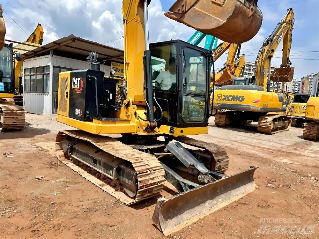 CAT 307 Mini excavators < 7t (Mini diggers)