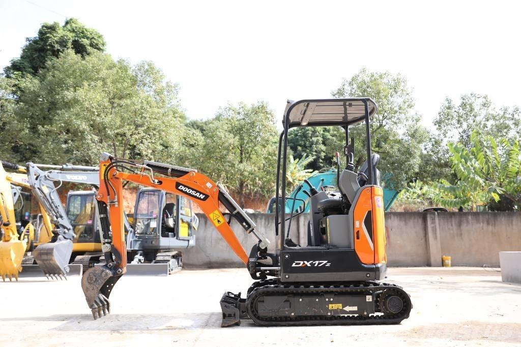 Doosan DX 17 Crawler excavators