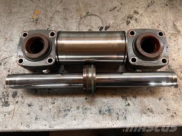 ZF siłownik skrętu Axles