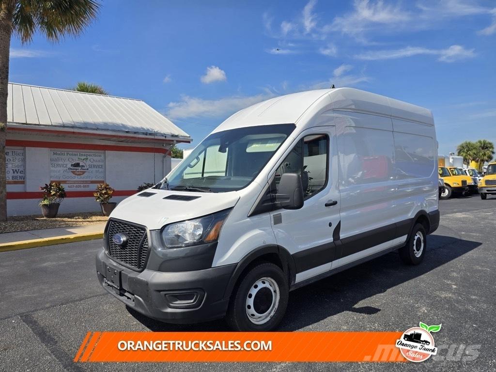 Ford Transit 260 Box trucks