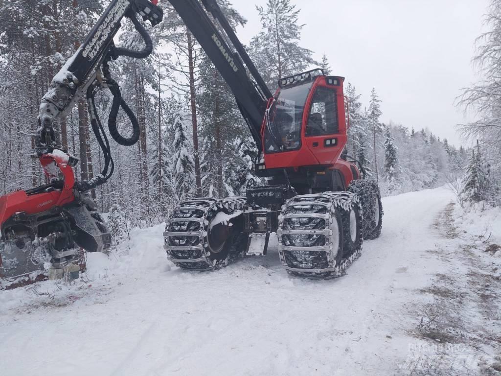 Komatsu 931 Harvesters