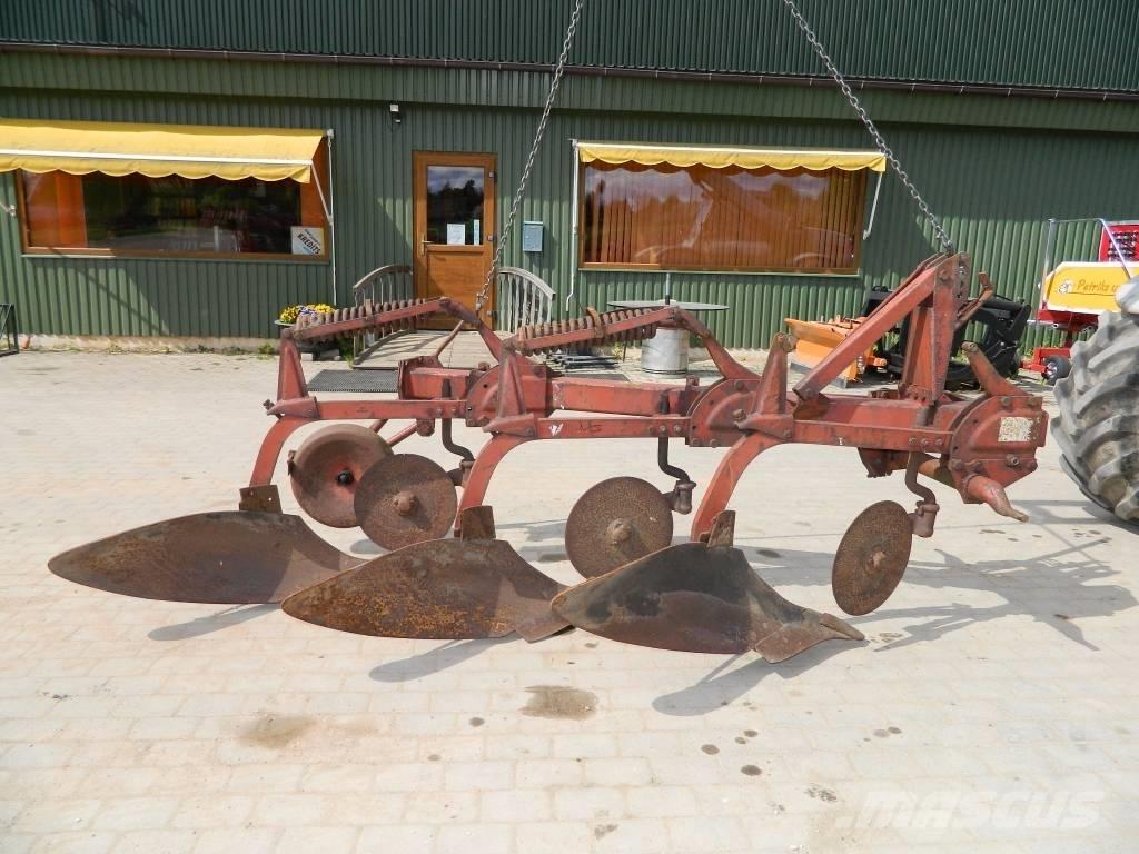 Fraugde 3 Ploughs