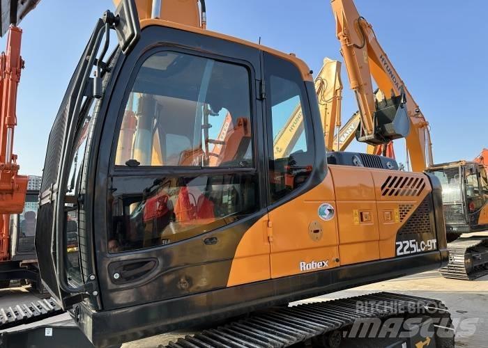 Hyundai 225 Crawler excavators
