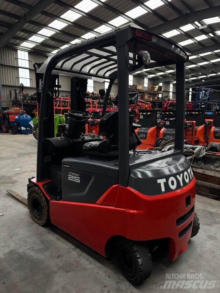 Toyota traiogo 25 Electric forklift trucks