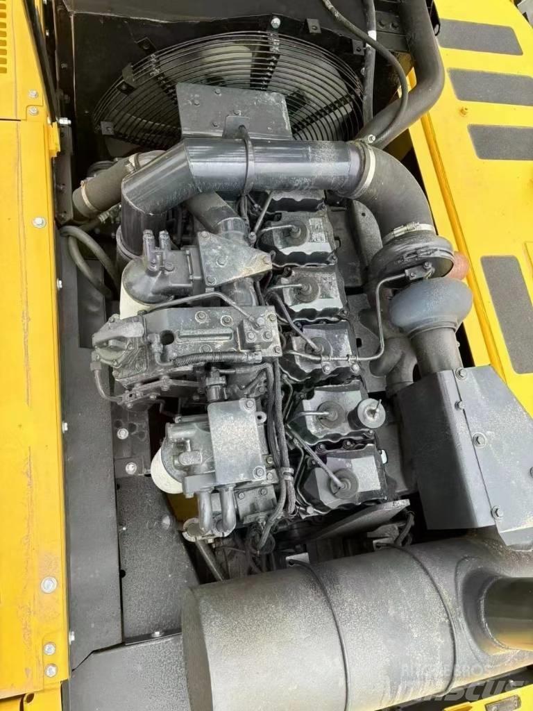 Komatsu 400-7 Crawler excavators
