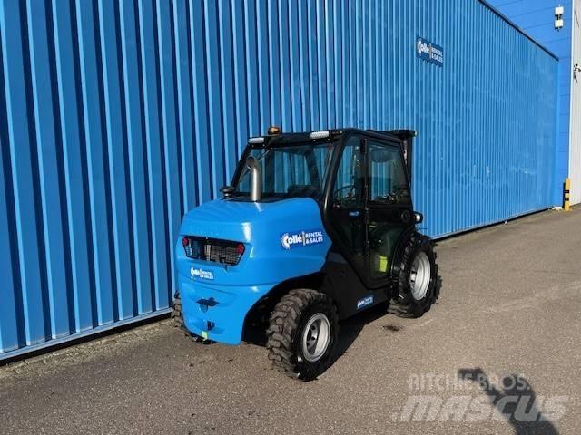 Manitou MC25-4 Telescopic handlers