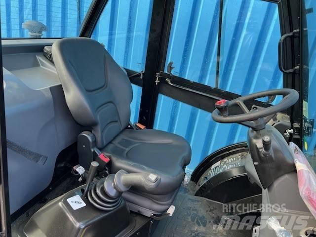 Manitou MC25-4 Telescopic handlers
