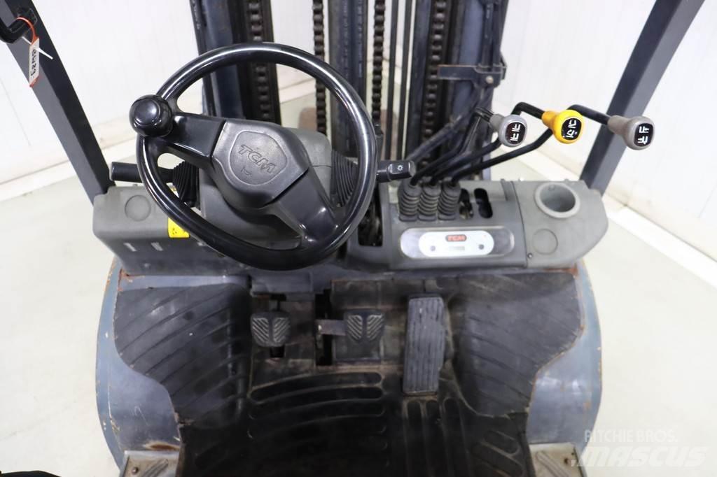 TCM FG30T3 LPG trucks