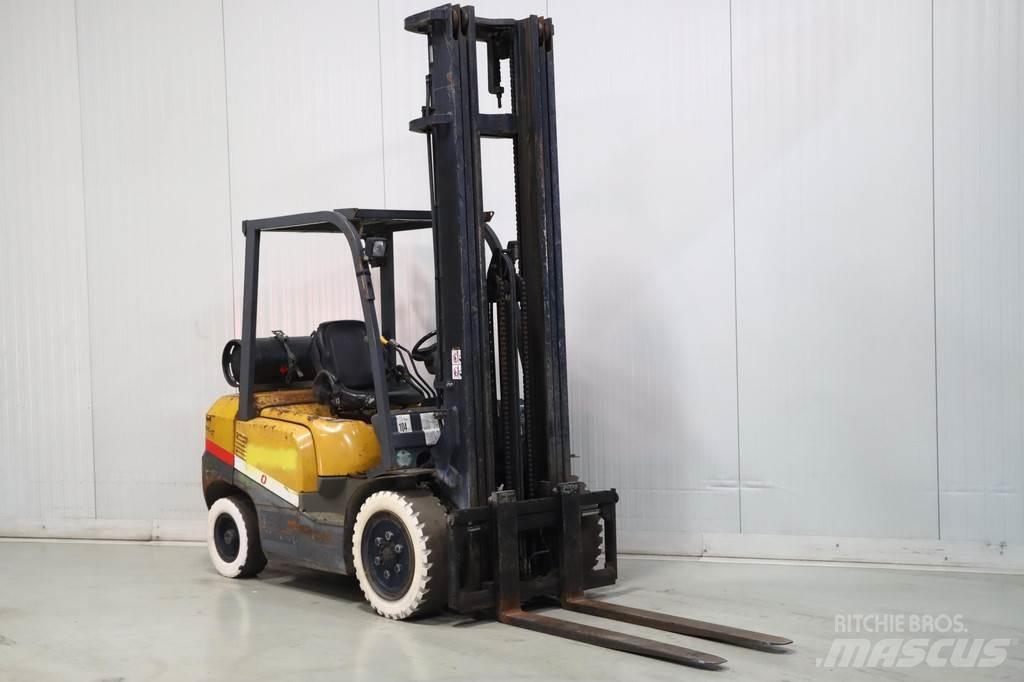 TCM FG30T3 LPG trucks