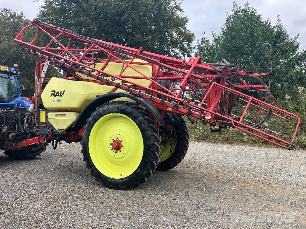 Rau Trailed Sprayer Trailed sprayers