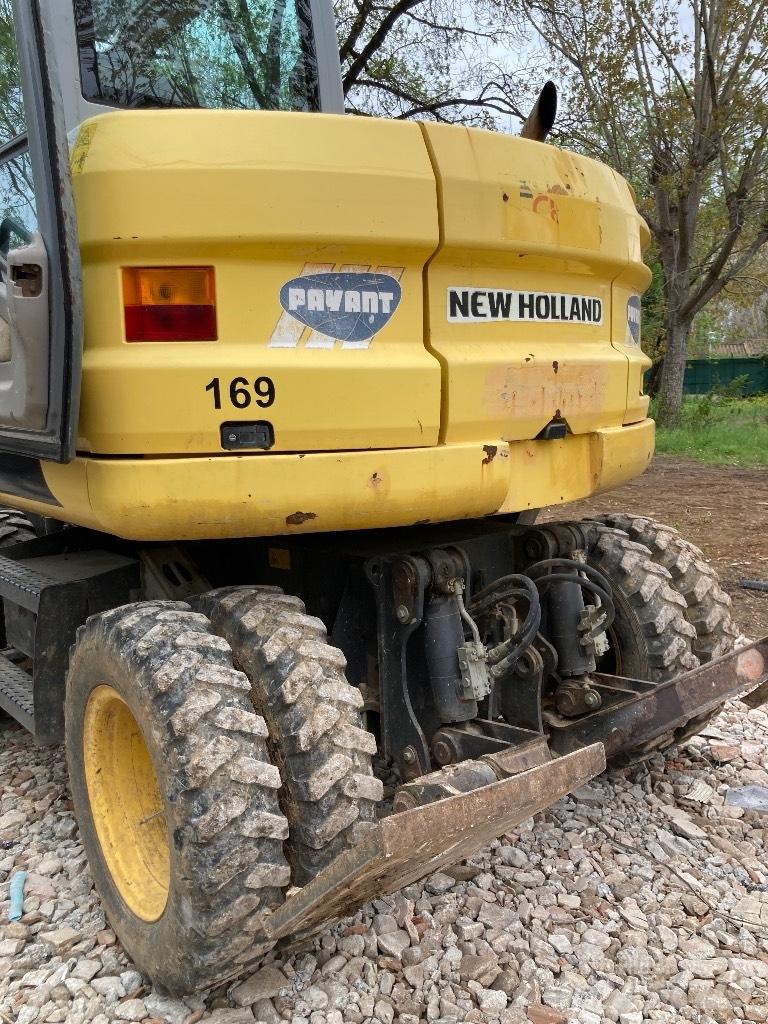 New Holland MH 2.6 Wheeled excavators