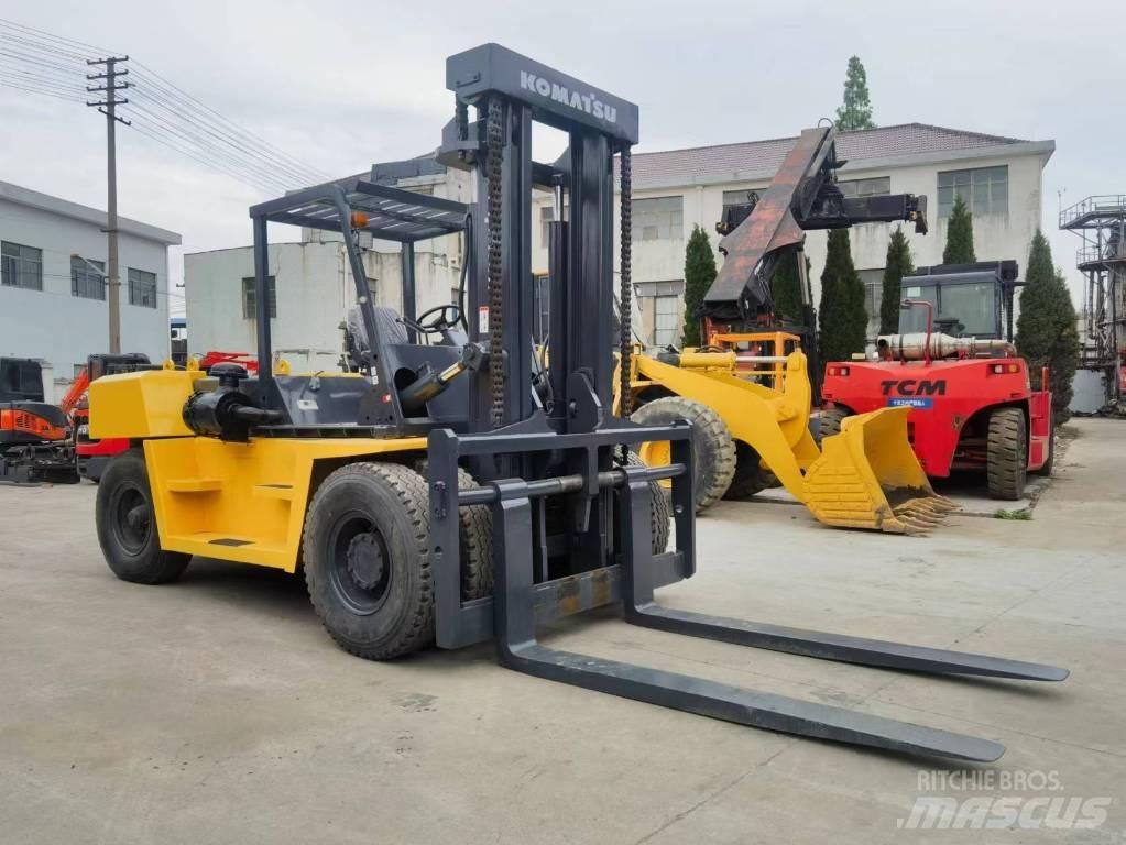 Komatsu FD 15 Diesel trucks