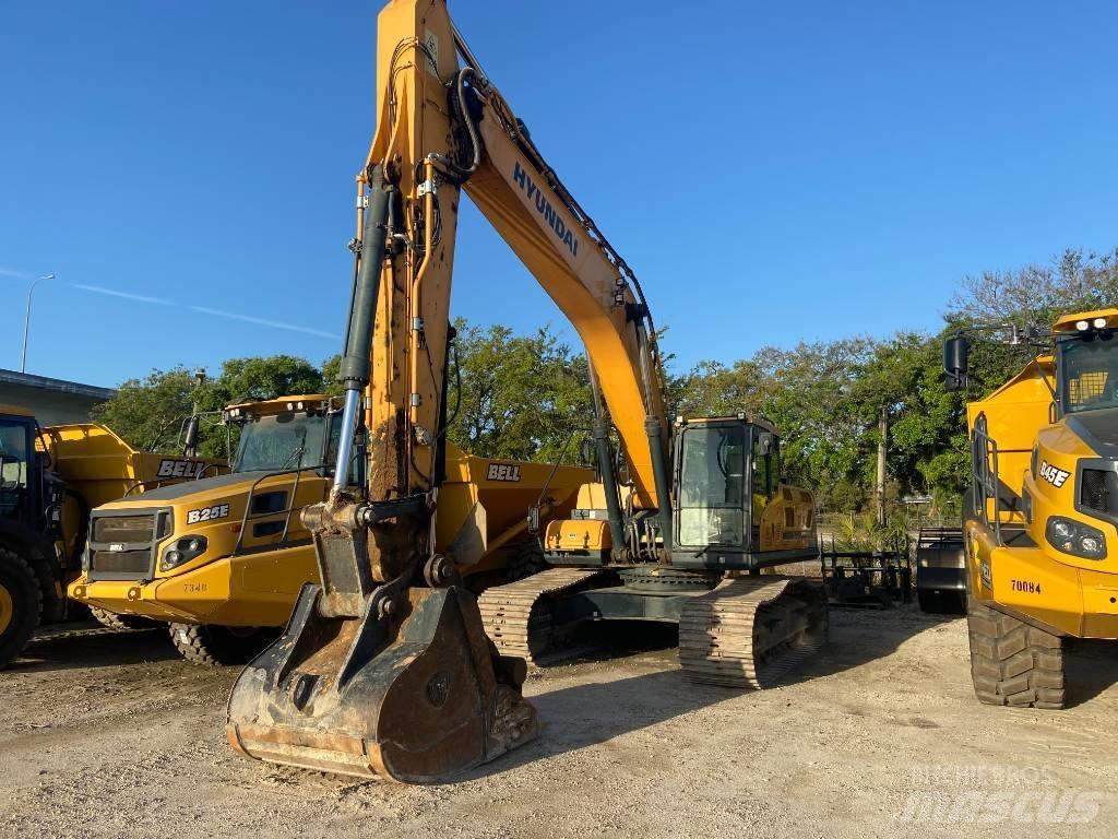 Hyundai HX330L Crawler excavators