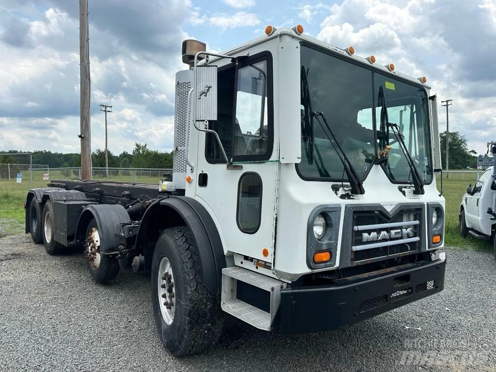 Mack MRU613 Waste trucks