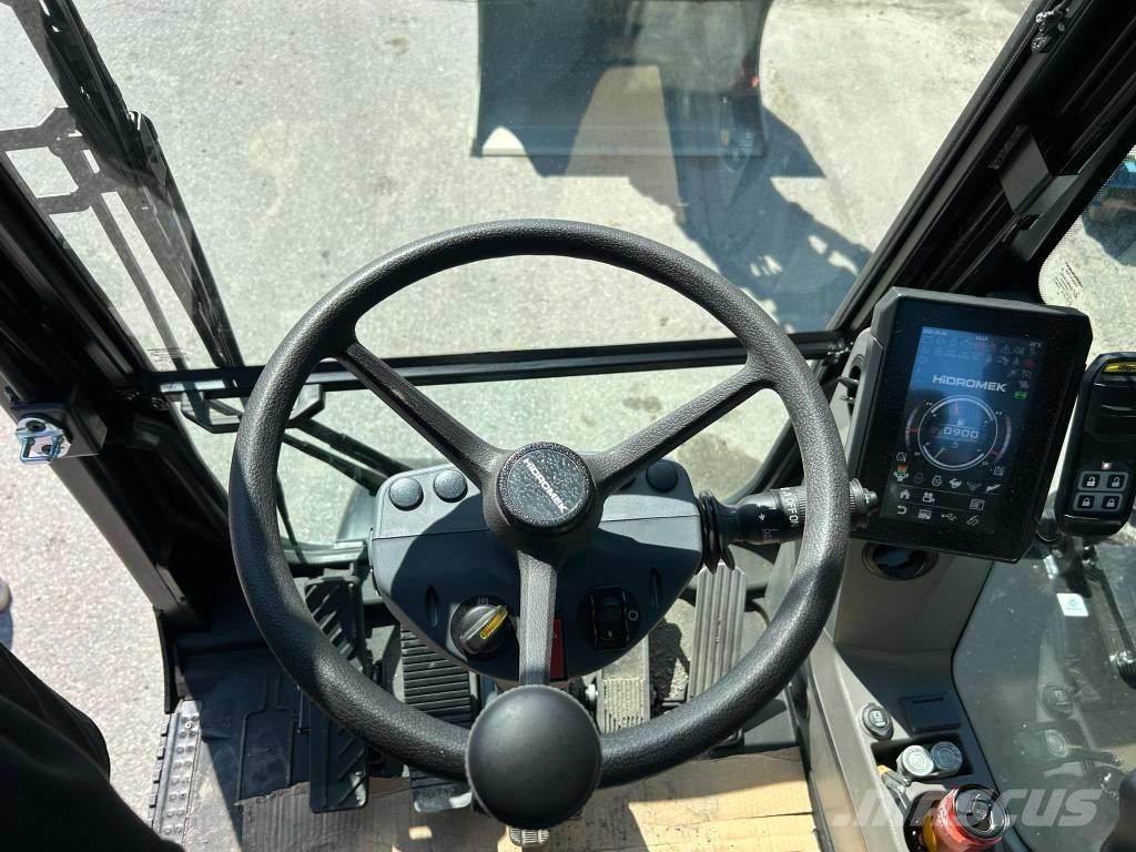 Hidromek HMK 150 WR Wheeled excavators
