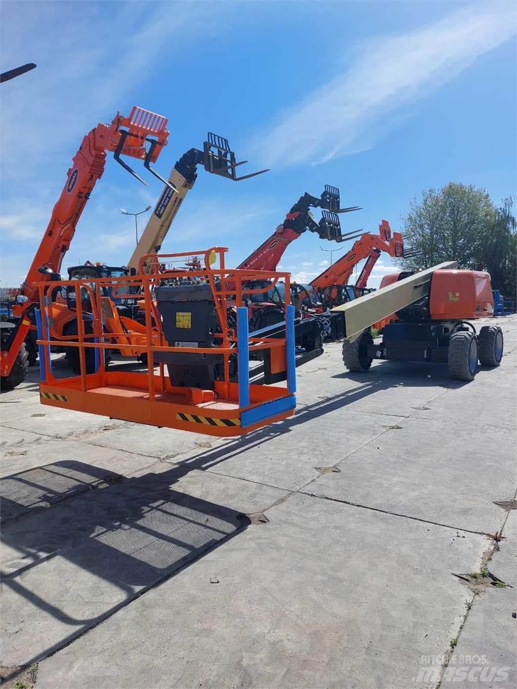 JLG 660SJ Telescopic boom lifts