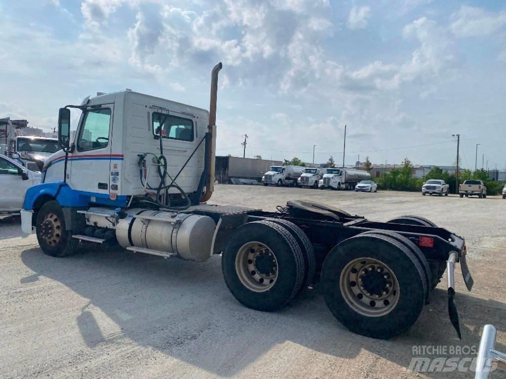 Volvo VNL Prime Movers