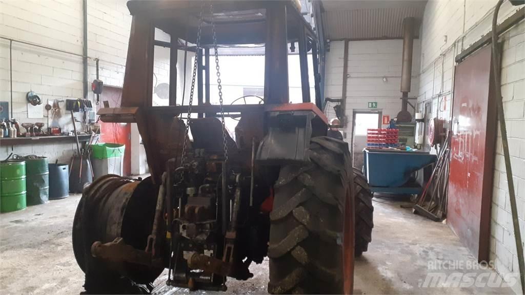 Valmet 705 Tractors