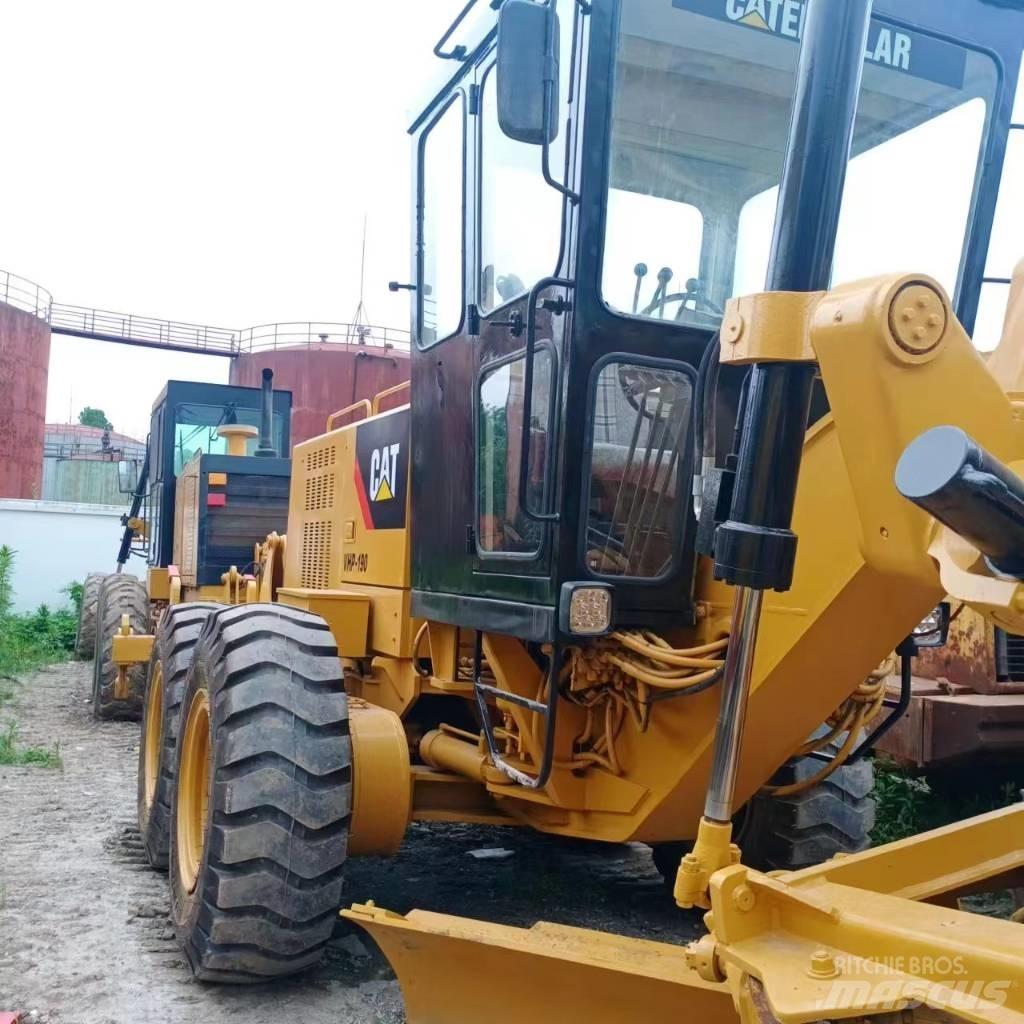 CAT 140 K Graders