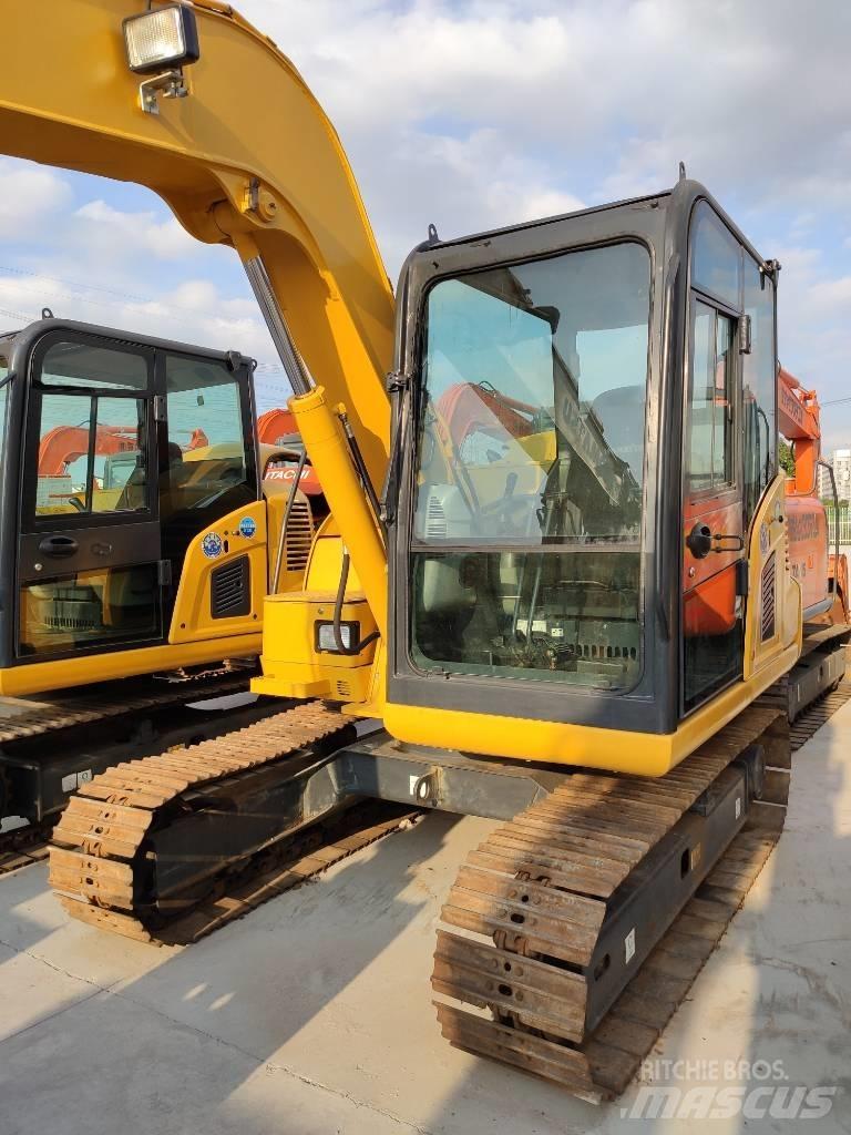 Komatsu PC 70-8 Crawler excavators