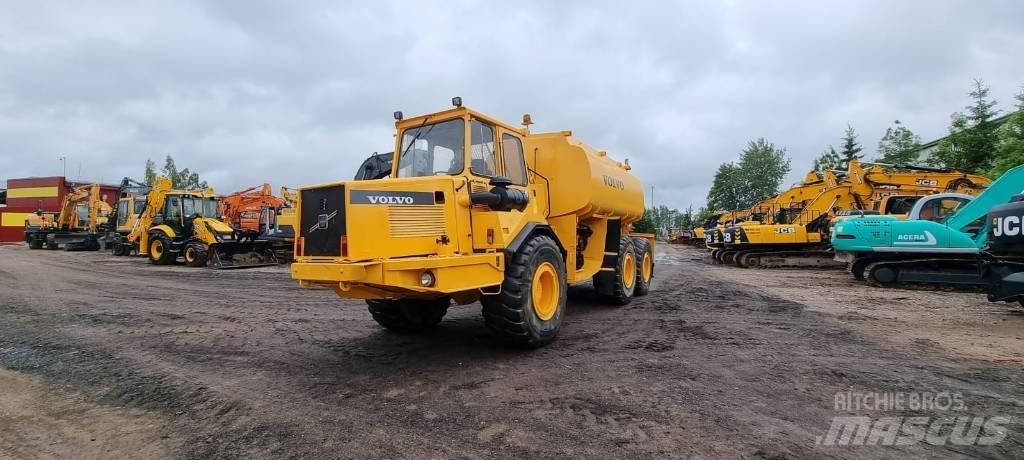 Volvo A 25 C 6x6 Articulated Haulers