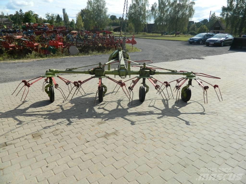 CLAAS 4 Rakes and tedders
