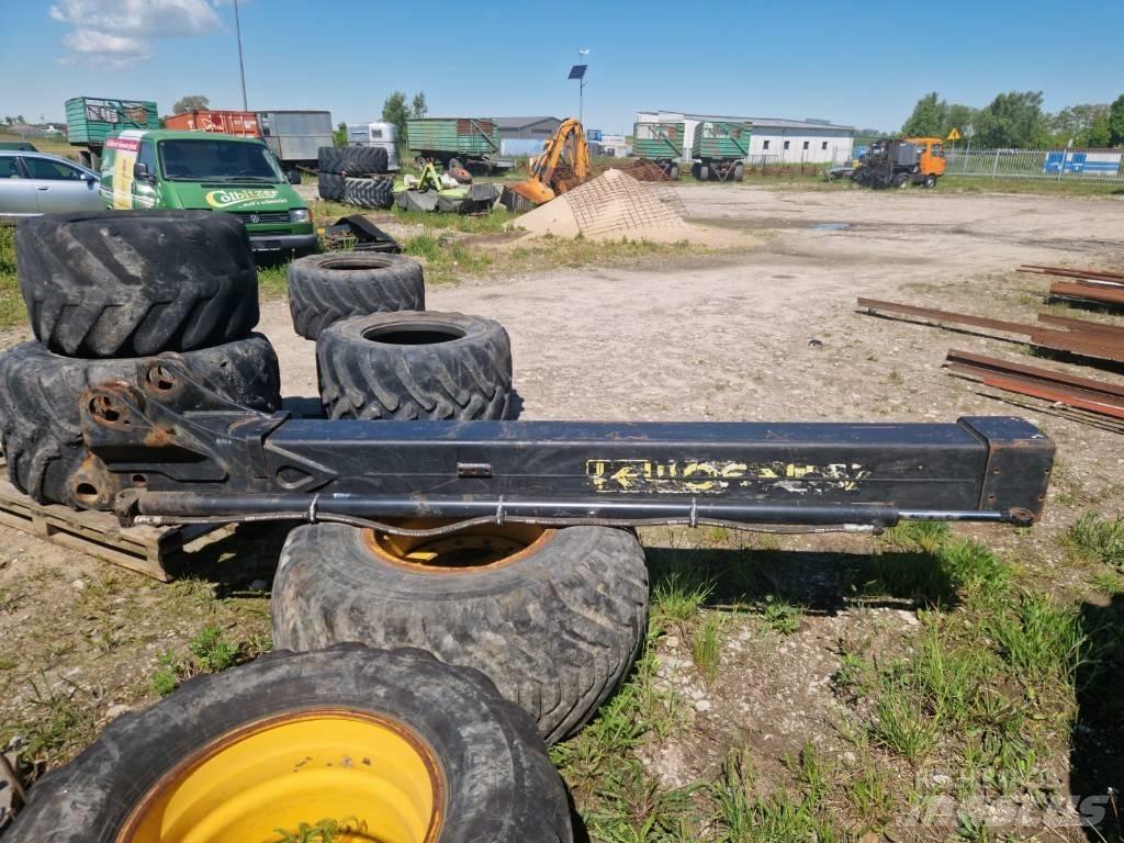 John Deere CH8 1470D Loader cranes