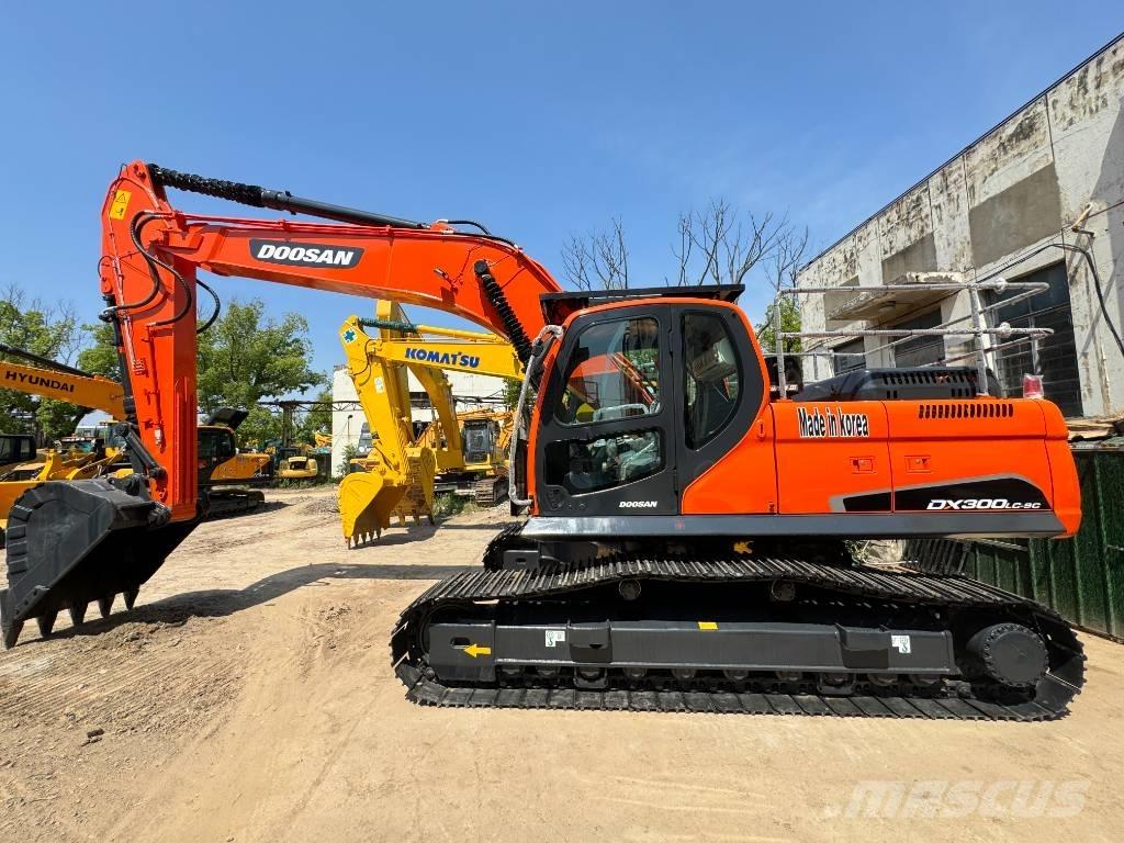 Doosan DX 300 LC-9S Crawler excavators