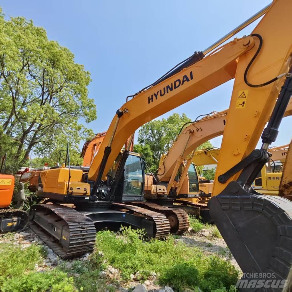 Hyundai 300LC-9S Crawler excavators