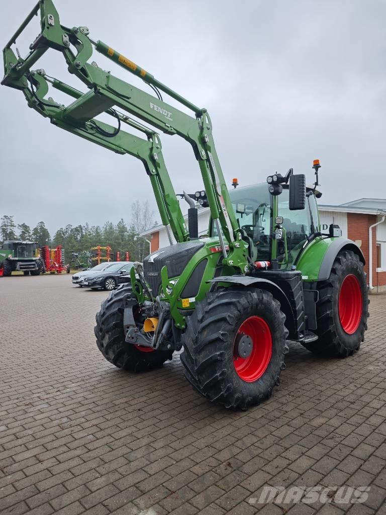 Fendt 724 Profi Plus Tractors