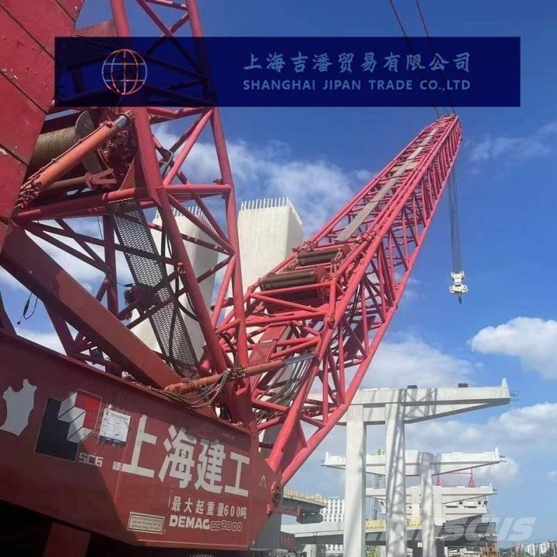 Demag CC 2800 Track mounted cranes