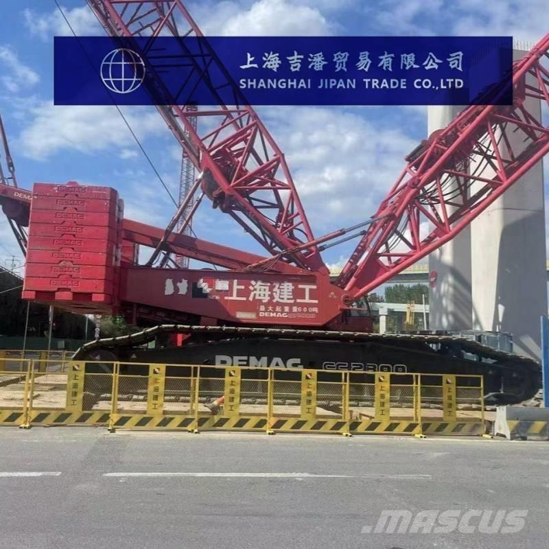 Demag CC 2800 Track mounted cranes