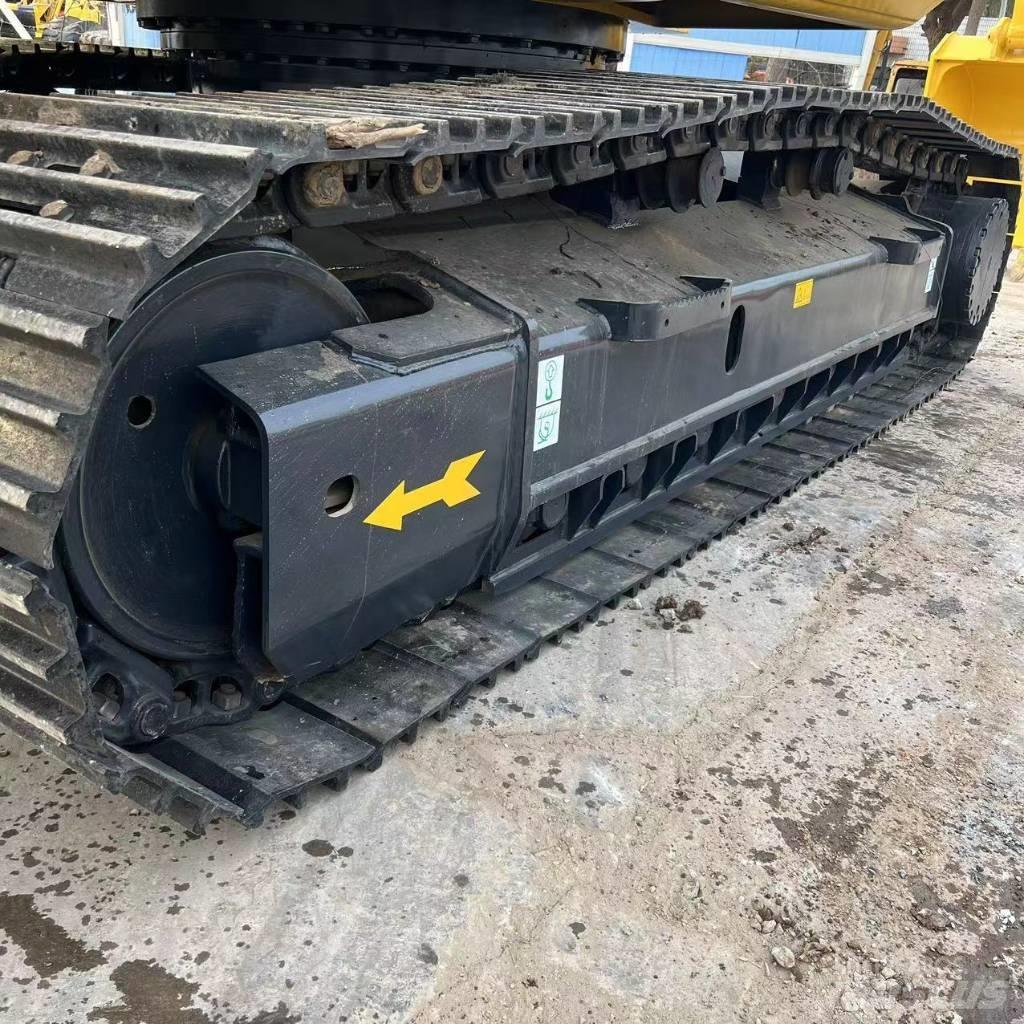 Komatsu PC 360-7 Crawler excavators