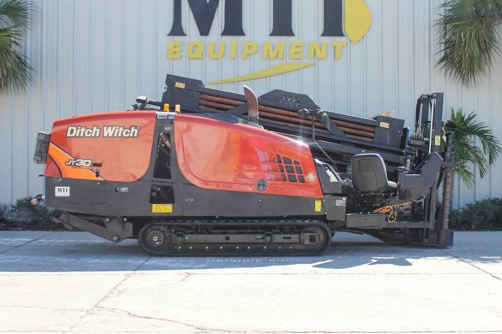 Ditch Witch JT30AT Horizontal drilling rigs