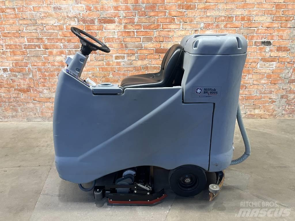 Nilfisk BR 800 S Scrubber dryers