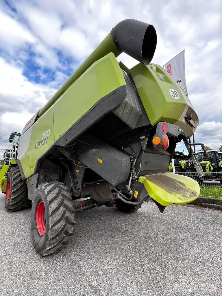 CLAAS Lexion 750 Combine harvesters