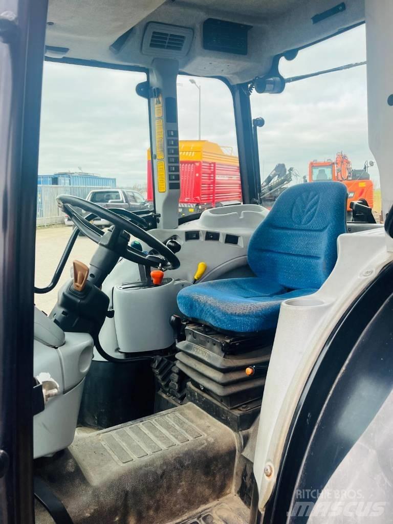 New Holland t4030 Tractors