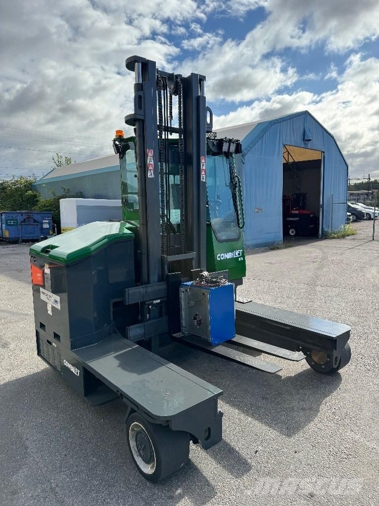 Combilift C4000ET 4-way reach truck
