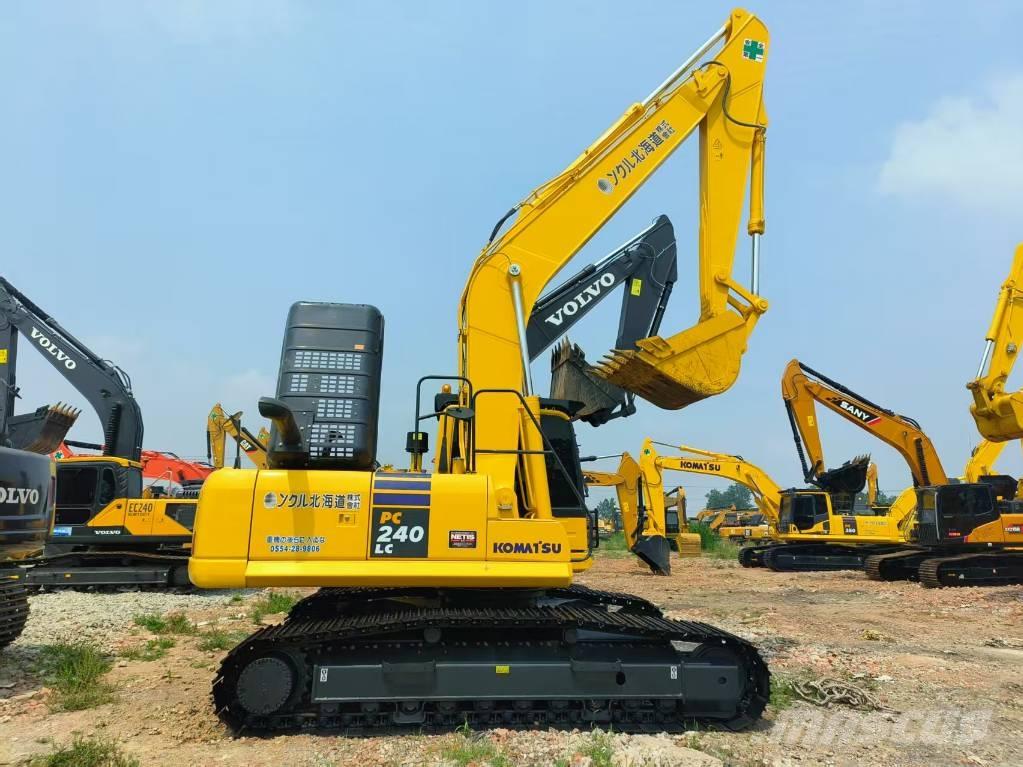 Komatsu PC 240-8 Mini excavators  7t - 12t