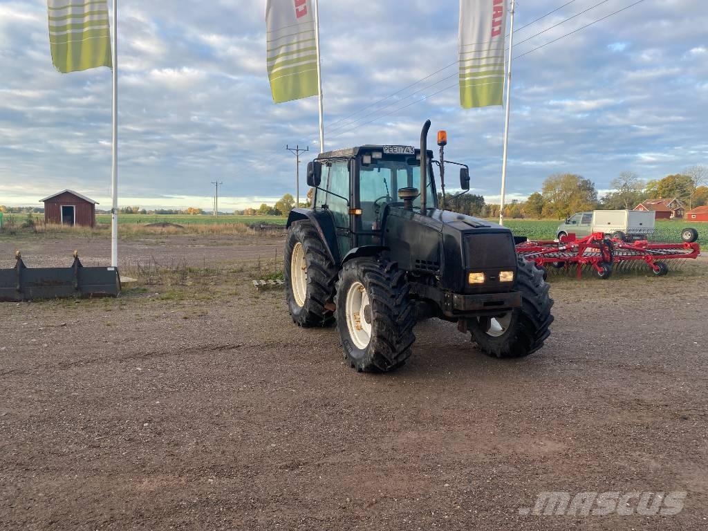 Valmet 8100 GOS Tractors