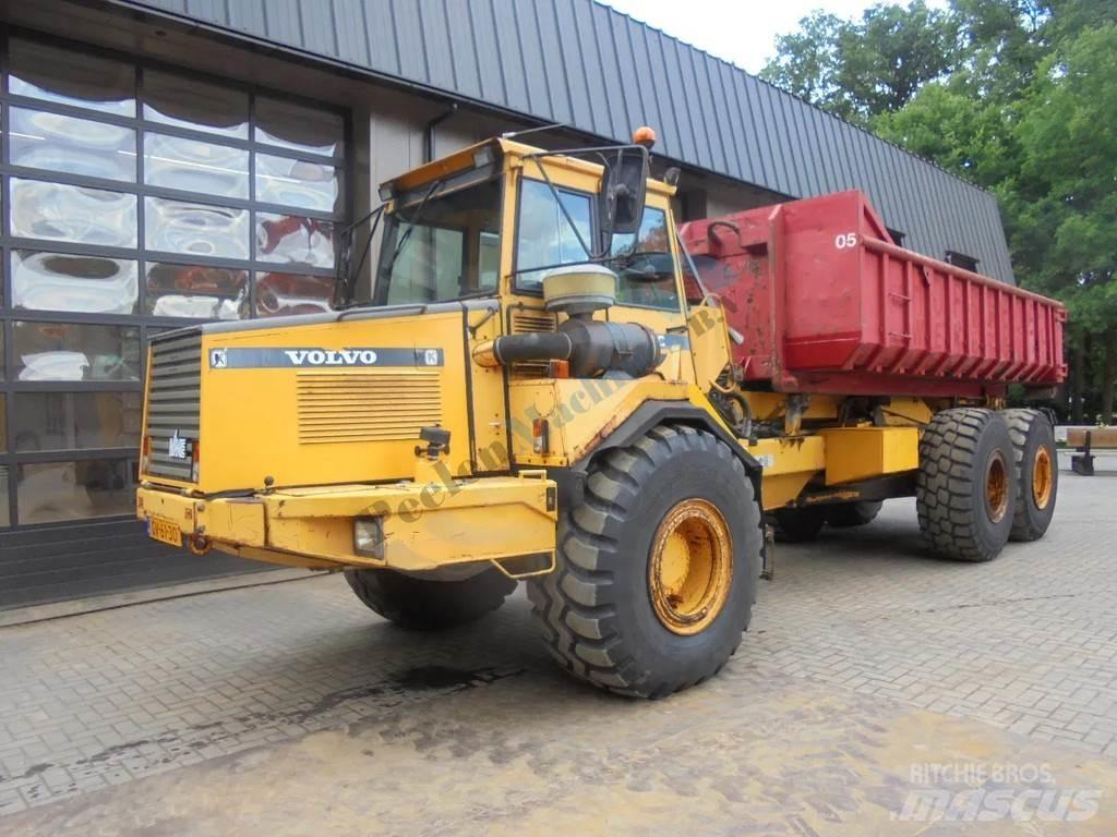 Volvo A 25 C Articulated Haulers