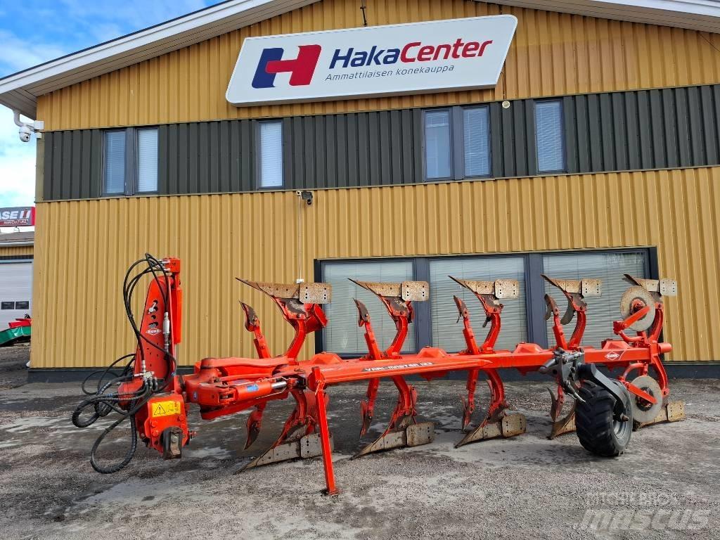 Kuhn Vari-Master 123 Reversible ploughs