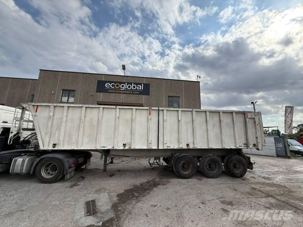 Fruehauf 38M Tipper semi-trailers