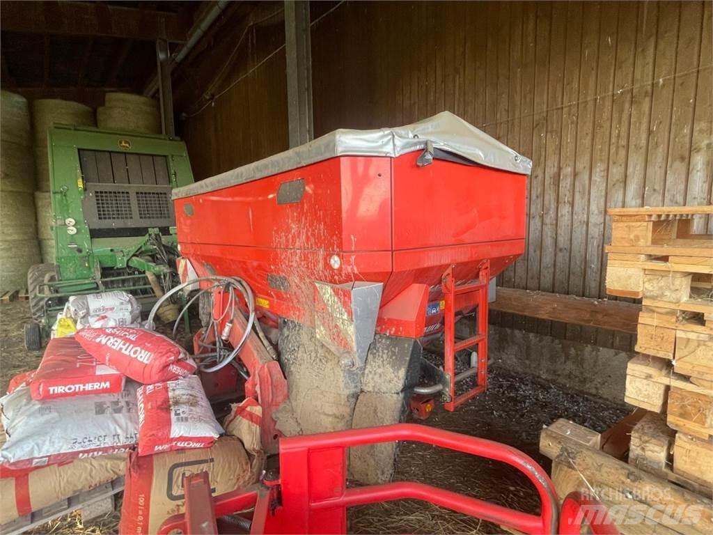 Rauch AXIS-H EMC+W Mineral spreaders